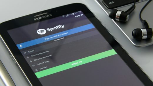 Spotify Premium ist eine digitale Musikplattform, die Millionen von Songs zur Verfügung stellt.
